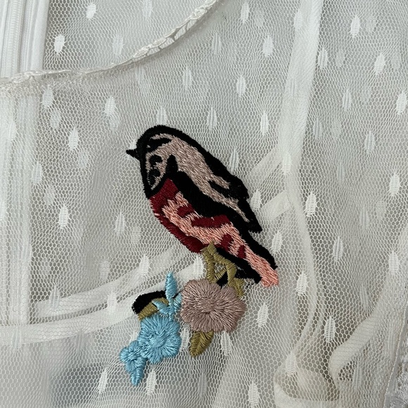Beautiful Lace Overlay Dress with Embroidered Birds - Picture 2 of 4